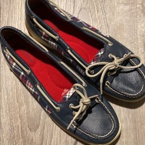 NWOT Sperry top siders women’s 10